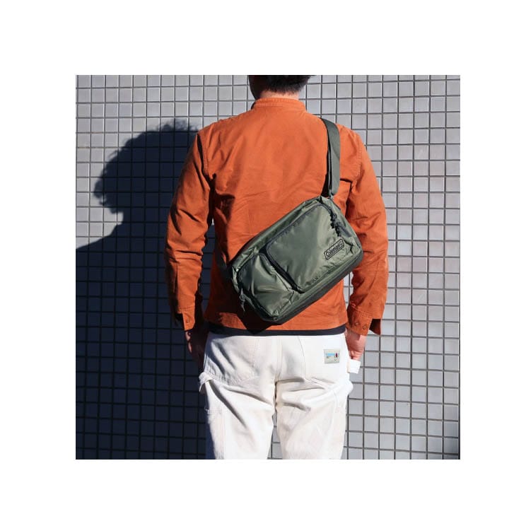 Coleman Walker Shoulder Bag Forest Green